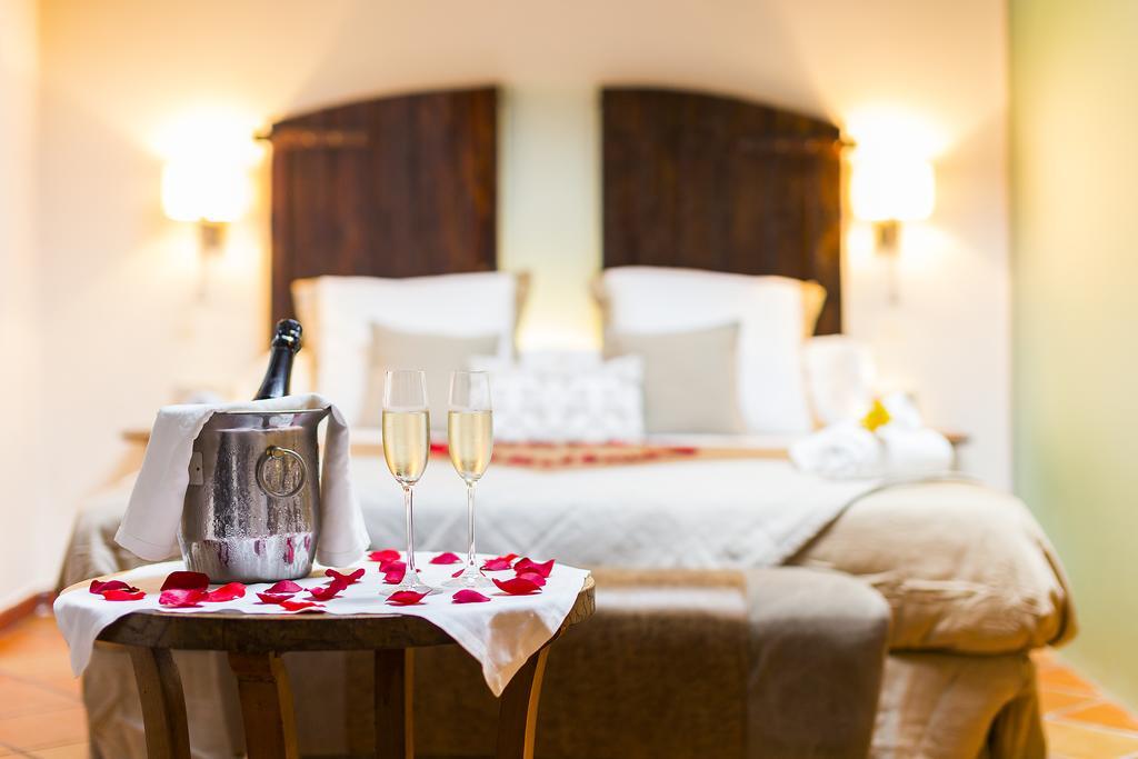 Masia Can Canyes & Spa San Lorenzo de Hortons Ngoại thất bức ảnh